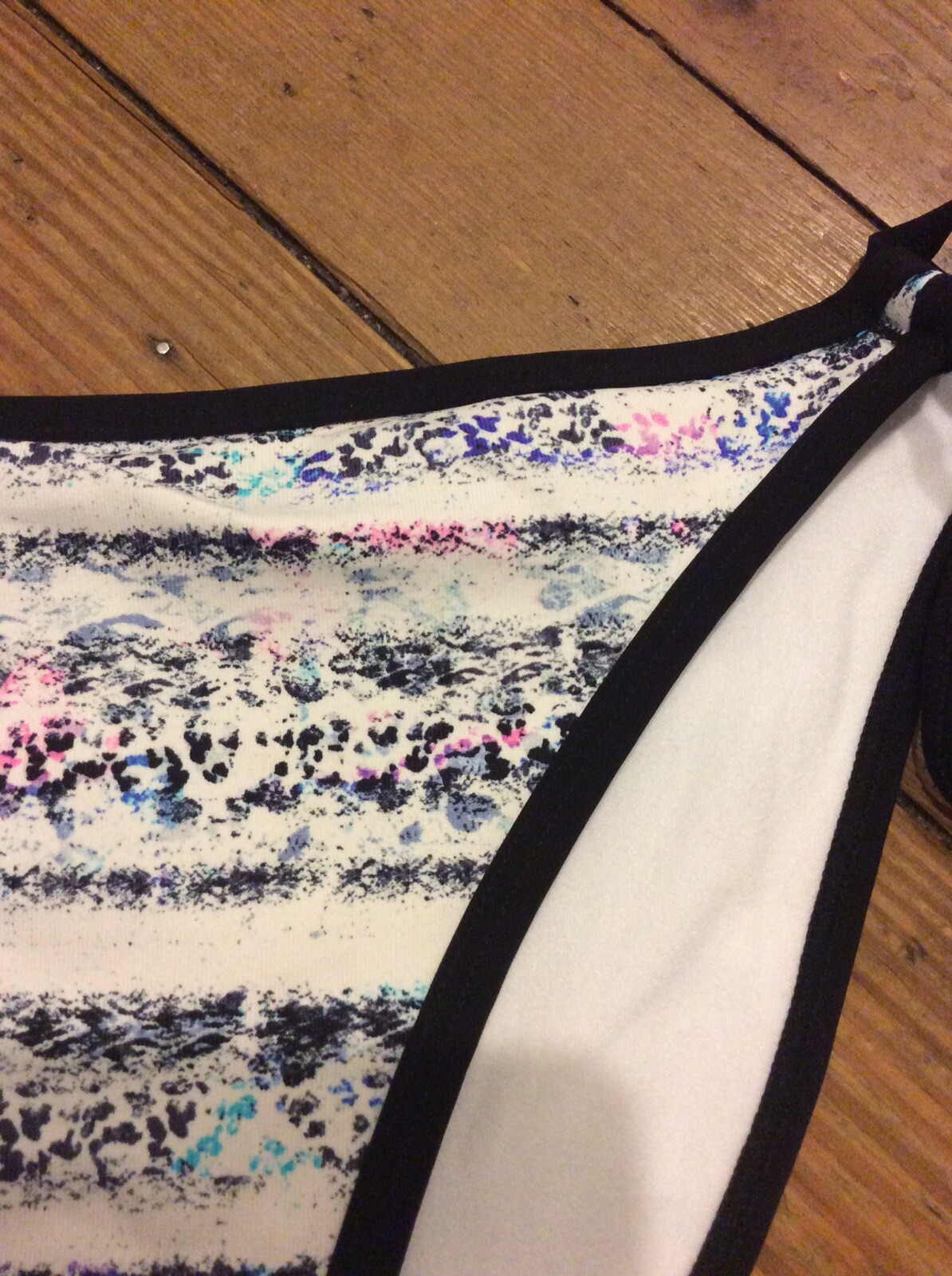 BNWT Miss Mandalay South Beach Tieside Bottom SOU04 Color Multi Size Medium image 3