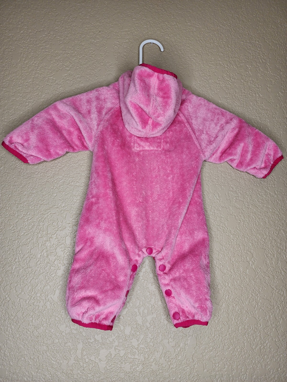 North Face Girls 03 Months Fuzzy Bubblegum Pink Fleece Bunting Infant Snow Suit eBay