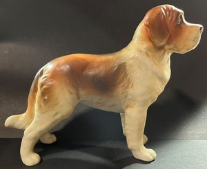 SAINT BERNARD - VINTAGE DOG LEFTON CHINA COLLECTIBLE PORCELAIN FIGURINE, ANTIQUE