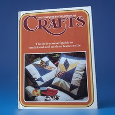 Vintage Complete Encyclopedia of Crafts DIY 35  Projects Color Edition 10