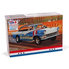 Amt 1956 Ford Victoria Hardtop 125 Amt1308 Plastics Cartruck 124-125 Amt 1956 Ford Victoria Hardtop 125 Amt1308 Plastics Cartruck 124-125