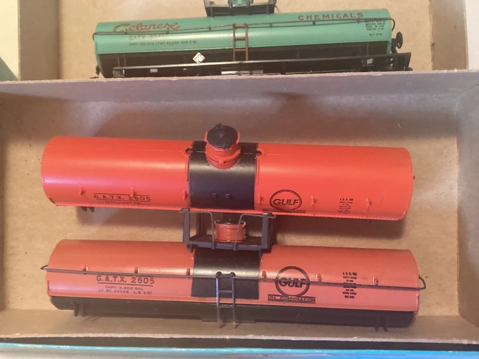 Coches cisterna Athearn caja azul HO Texaco #270 GULF #2605 Celenese #39617 Foto 2 de 4