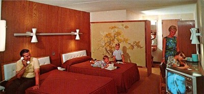 Penns Grove NJ Howard Johnson's Interior Room Chrome Postcard Unposted c1967