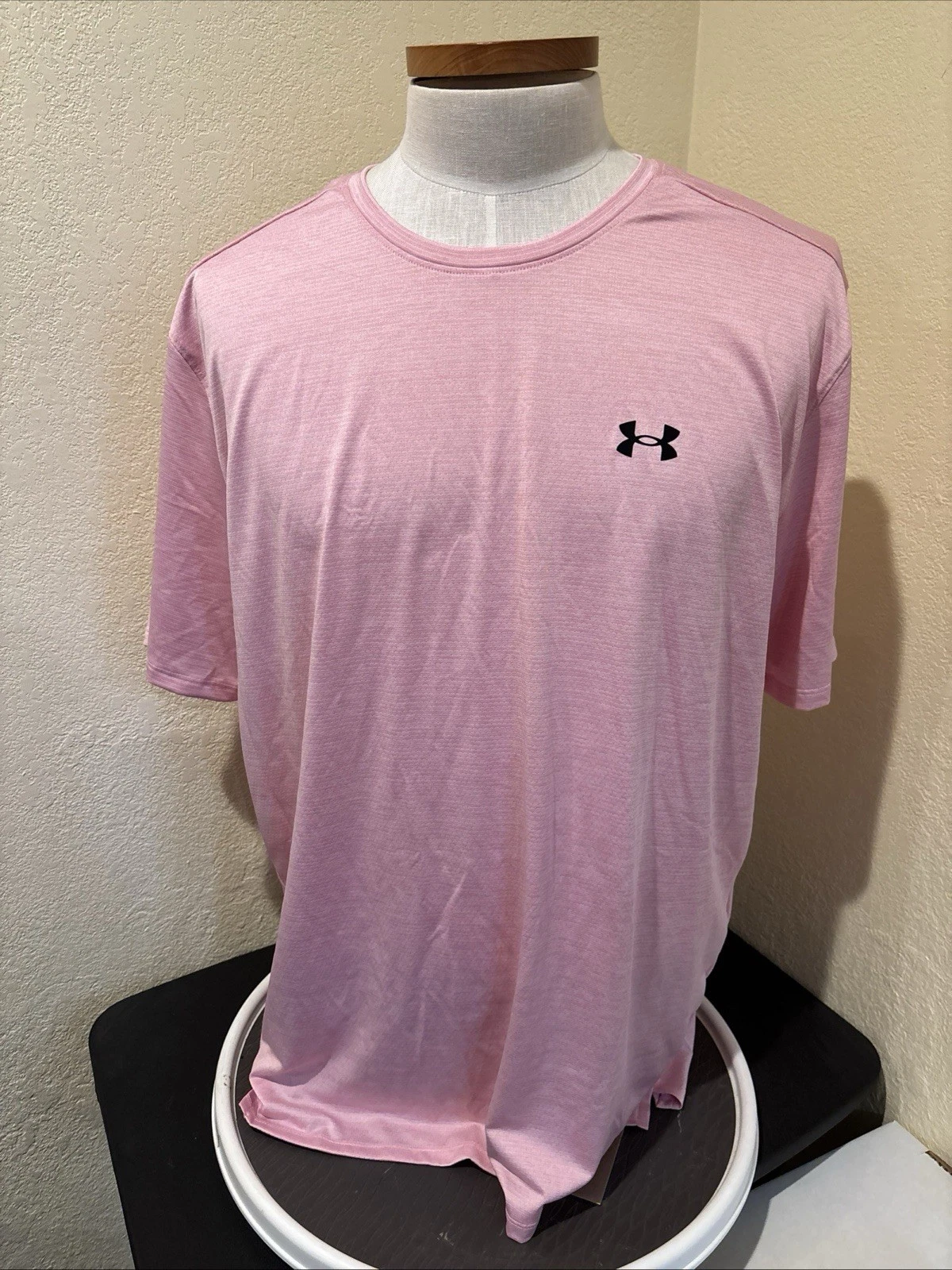 UA Under Armour Mens Tech Vent Loose Fit Training T-Shirt- Pink Sz 2XL NEW
