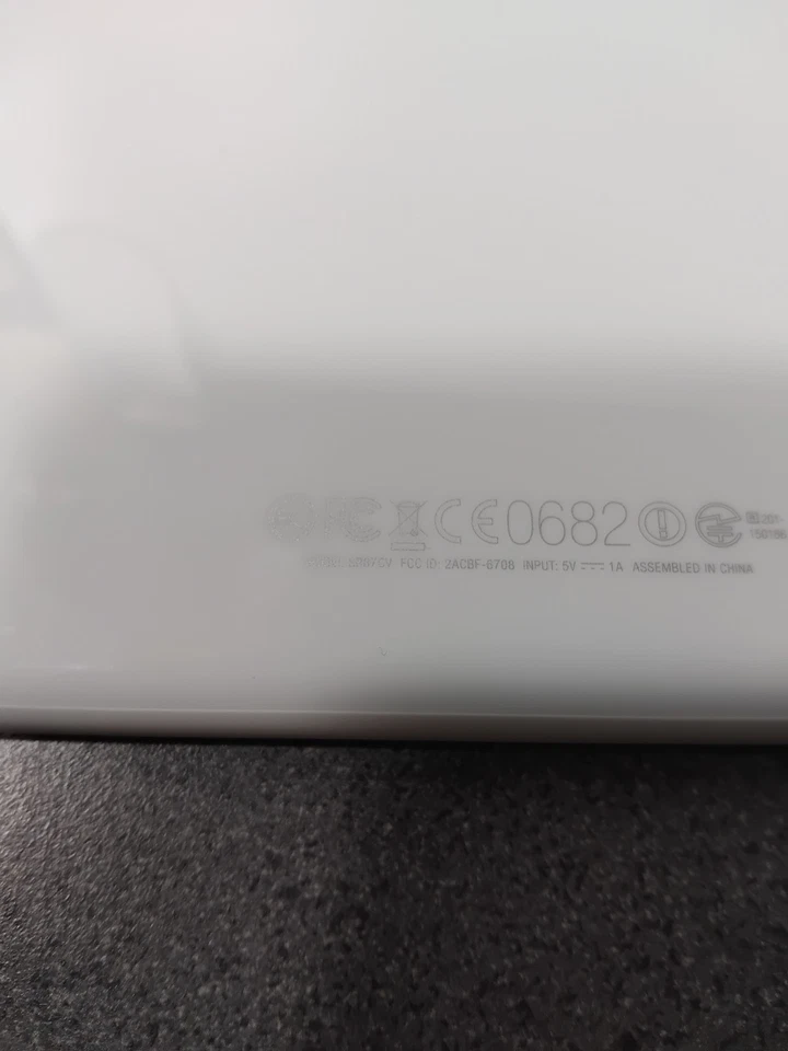 Amazon Fire HD 10 - 5th Generation - SR87CV - Image 3 of 4