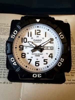 Casio MRW-200H Men's Quartz Day/Date Wristwatch White Dial Black Resin Strap
