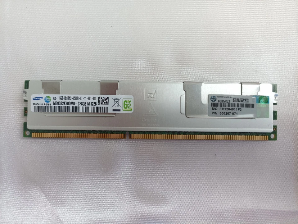 Samsung RAM 16 GB 4Rx4 PC3-8500R-07-11-AB1-D3 M393B2K70DM0 DDR3 ECC Server