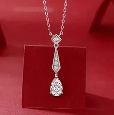 1.0 Ct Oval Cut Simulated Diamond Women's Beauty Pendant 14k White Gold Plated