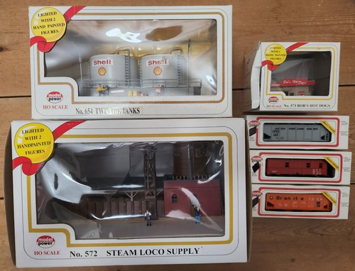 Model Power HO Scale Vintage Buildings and Freight Cars