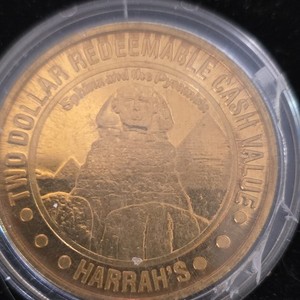 Harrah’s Casino Hotel Reno Nevada $2.00 Token - World’s 7 Wonders Sphinx