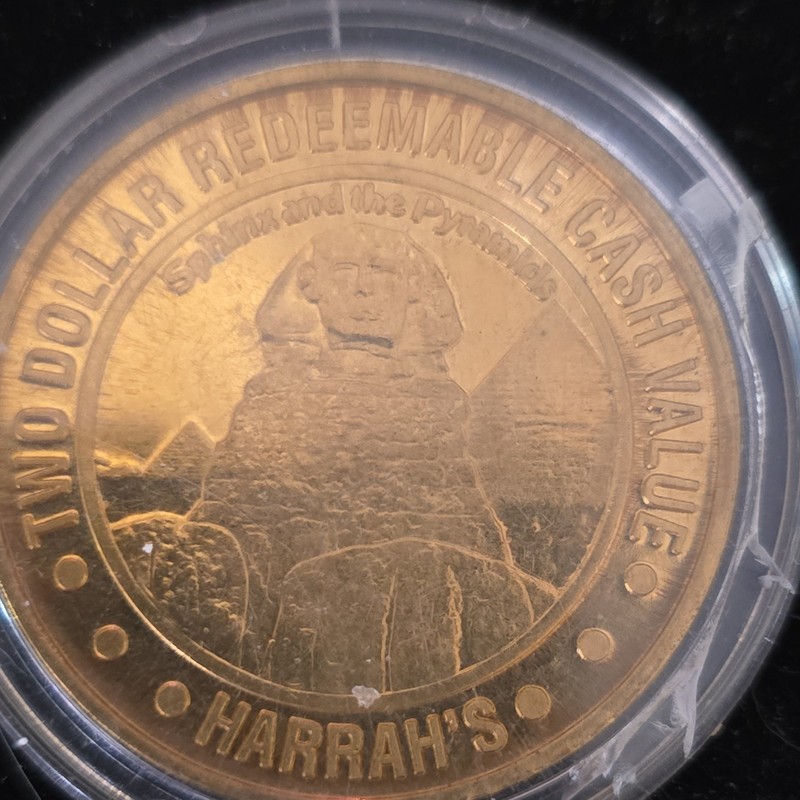 Harrah’s Casino Hotel Reno Nevada $2.00 Token - World’s 7 Wonders Sphinx