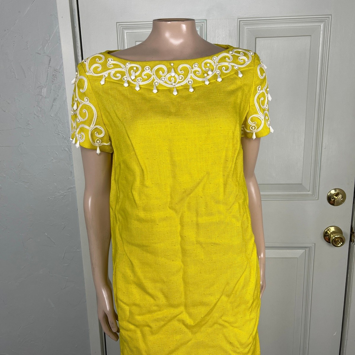 Vintage 70s Dress Pockets Beaded Yellow Shift party Wool Mini Formal 60s OO18 | eBay Vintage 70s Dress Pockets Beaded Yellow Shift party Wool Mini Formal 60s OO18 | eBay