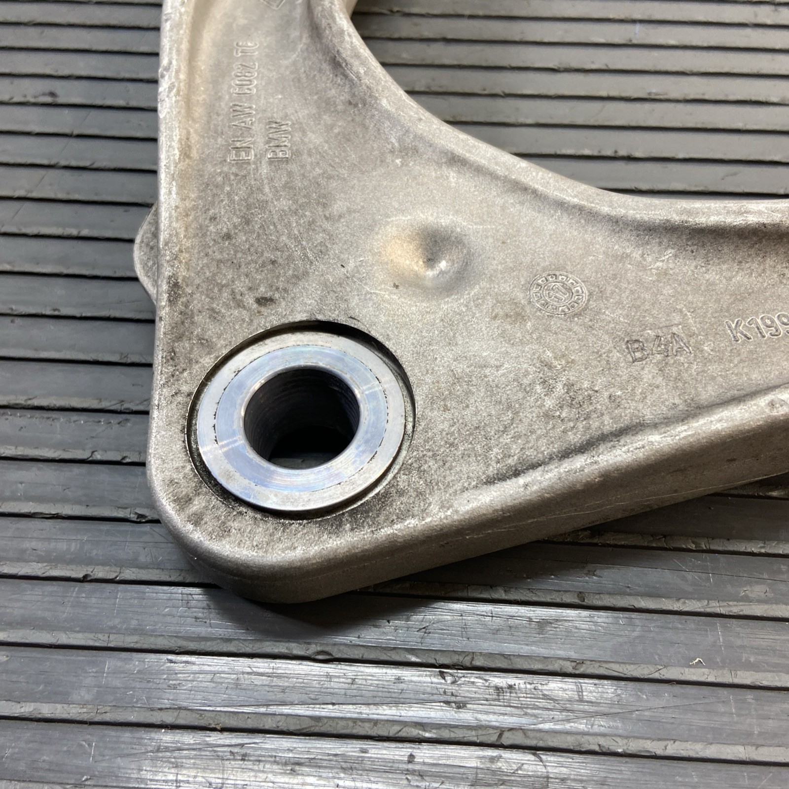 Rolls-Royce Dawn 2017-2023 Front Right Upper Control arm