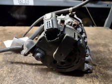 Alternator 6 Cylinder Fits 01-04 MAGENTIS 2228210