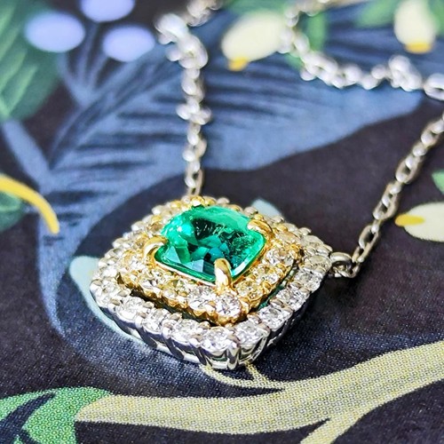 Natural Emerald (Colombia) Diamond Platinum 18K Gold Necklace 【Made in Japan】 - Picture 5 of 9
