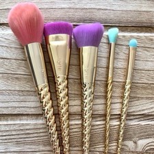 Tarte Magic Wands Cosmetic Brush Set Unicorn Collection Limited Edition  