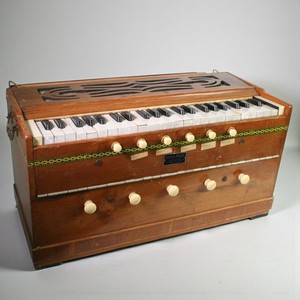 Indian Harmonium 44 Key 11 Stopper Large World Music Instrument Squeezebox