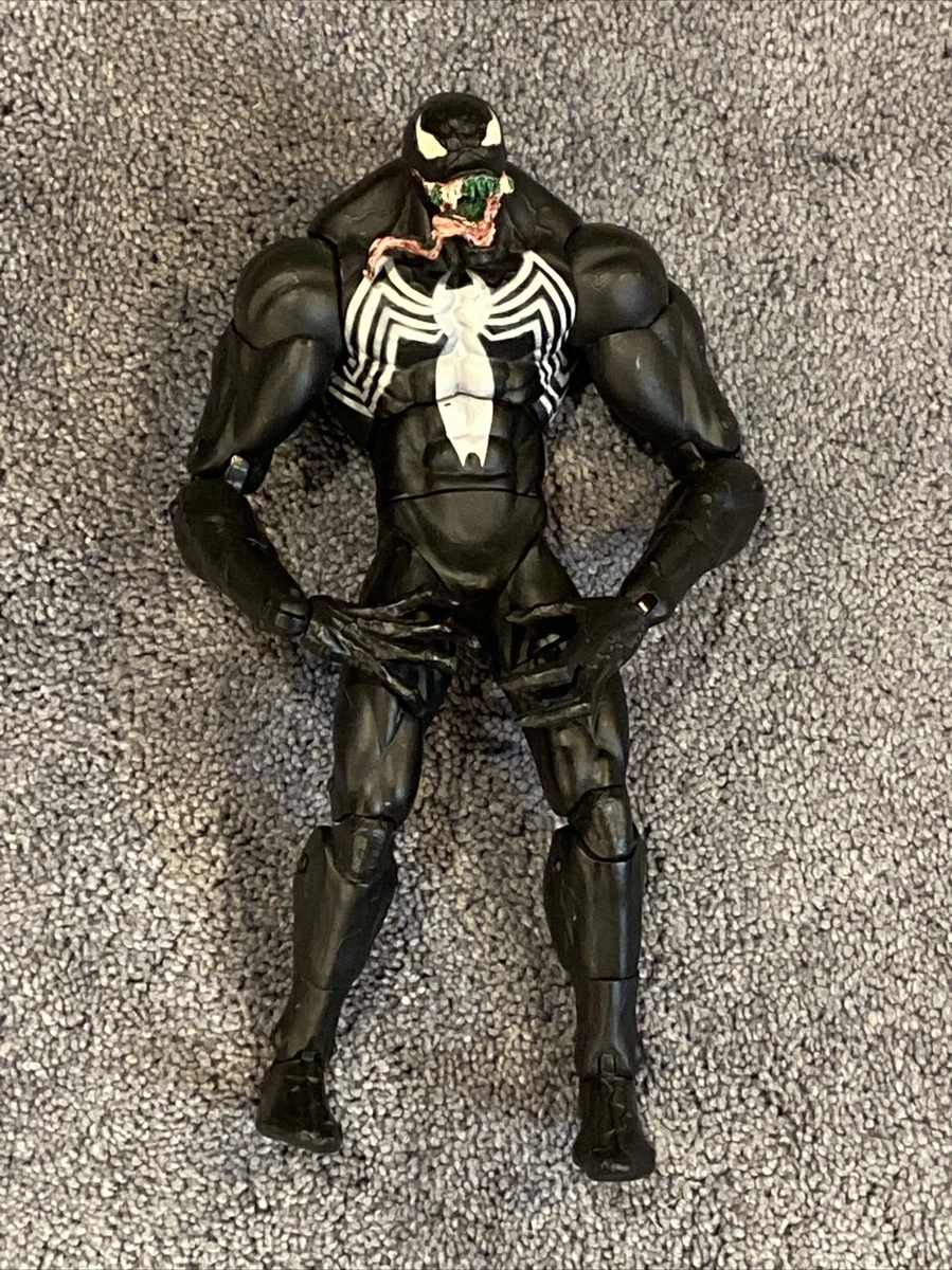 Toy Biz Marvel 12” Venom Deluxe Action Figure (2005)