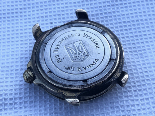 Vintage Armbanduhr Vostok 2414A vom Präsidenten der Ukraine L. Kutschma - Bild 11 von 14
