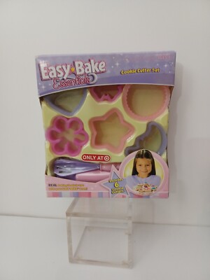 NEW Hasbro 2006 Easy Bake Oven Essentials Cookie Cutter Set SOLD ONLY @TARGET  