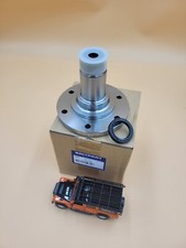 LR DEFENDER 94- 110'/130' REAR SUSPENSION HUB STUB AXLE FTC1740