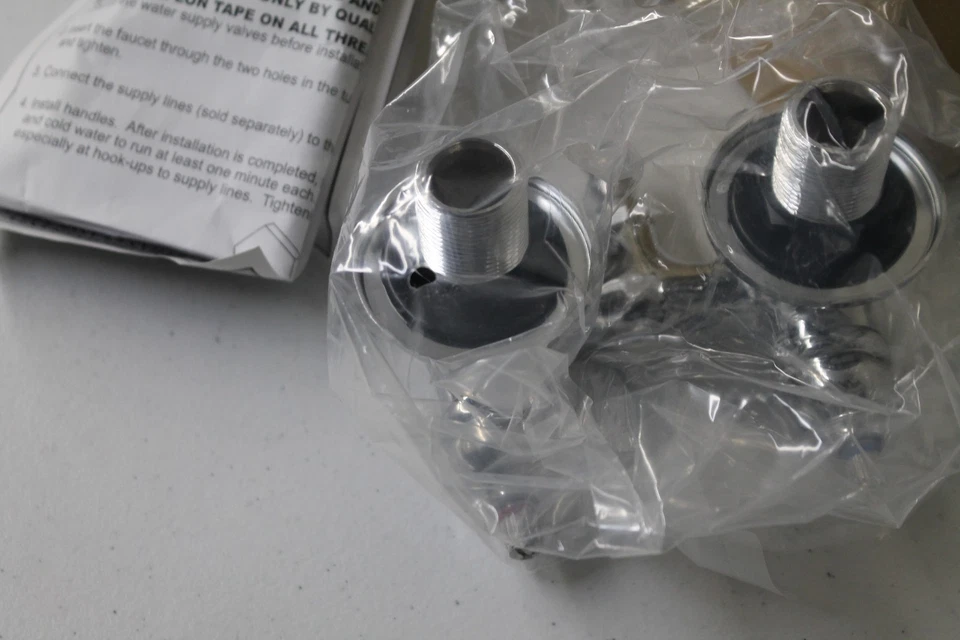 Elizabethan Classics 2V3CP Pie de garra Montaje en pared Pierna Bañera Grifo Cromo pulido Foto 4 de 4