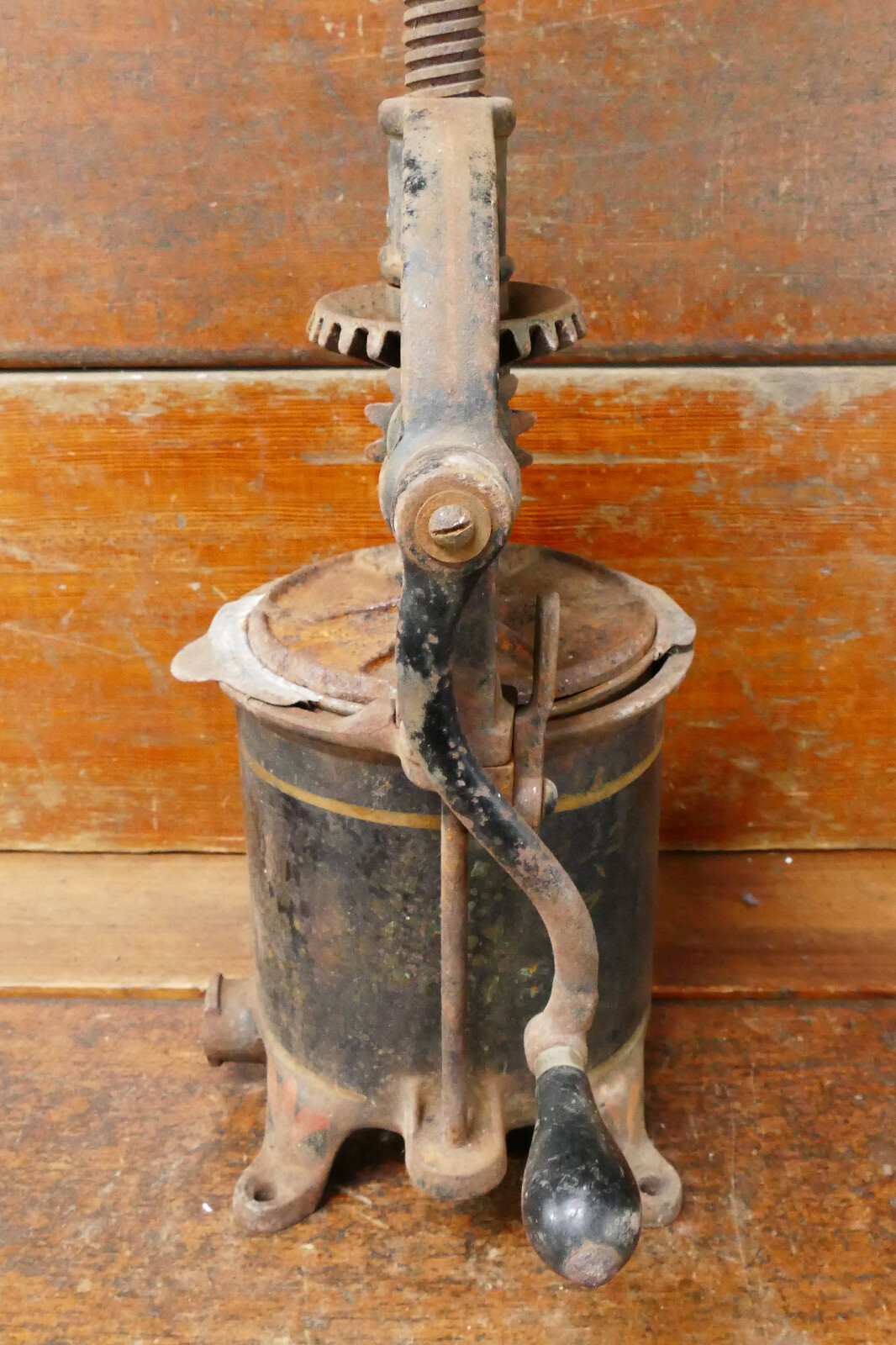 Vintage Antique Cast Iron ENTERPRISE 4 Quart Fruit Wine Press Sausage