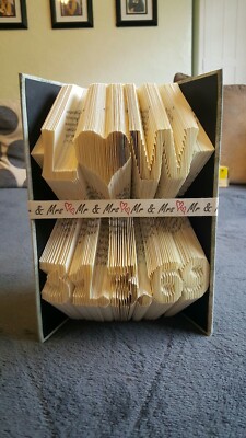 Gefaltete Buchkunst Initialen Herz und Datum. E.G- A A 14.01.17 Personalisiert. Geschenk. 