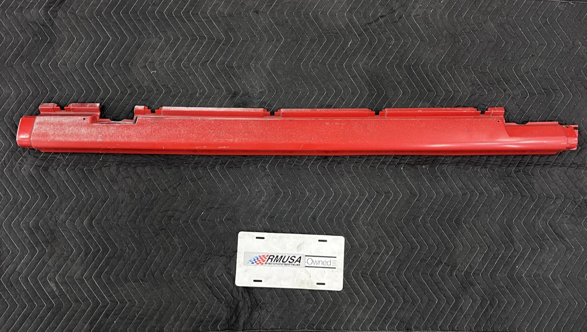 BMW OEM E30 325IX 88-91 PASSENGER RIGHT SIDE SKIRT ROCKER