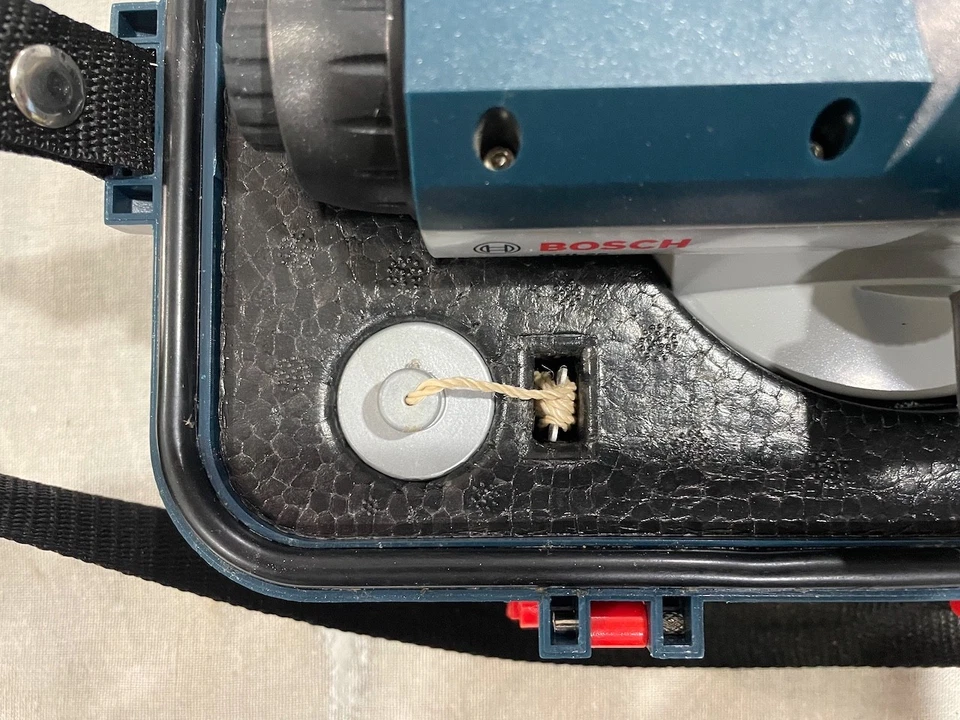 NEW / OPEN BOX: Bosch GOL26 Automatic Optical Level - Image 4 of 4