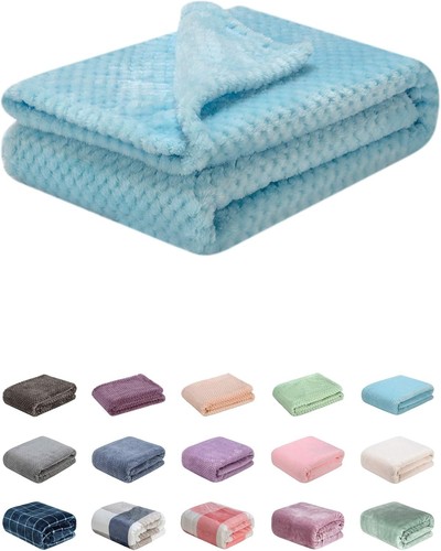 Multi-Use Soft Fleece Baby Blanket - Ideal for Crib and Stroller, 28''x40'' - Picture 3 of 9