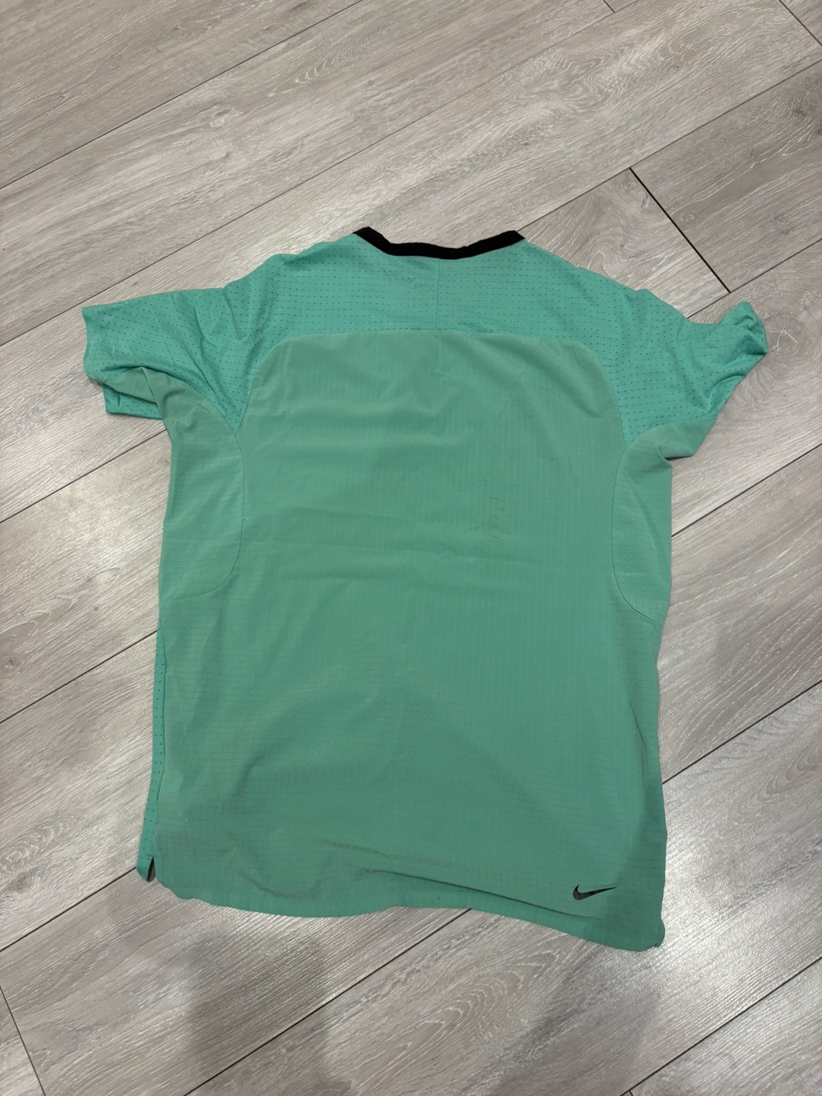 Nike Dri Fit Trail Solar Chase Running Top Medium Black Green Mens DV9305-363 image 3