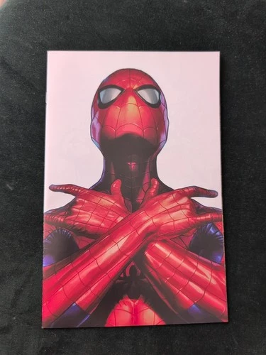 AMAZING SPIDER-MAN #25 VIRGIN MICO SUAYAN  SPIDERMAN  C2E2 EXCLUSIVE 1