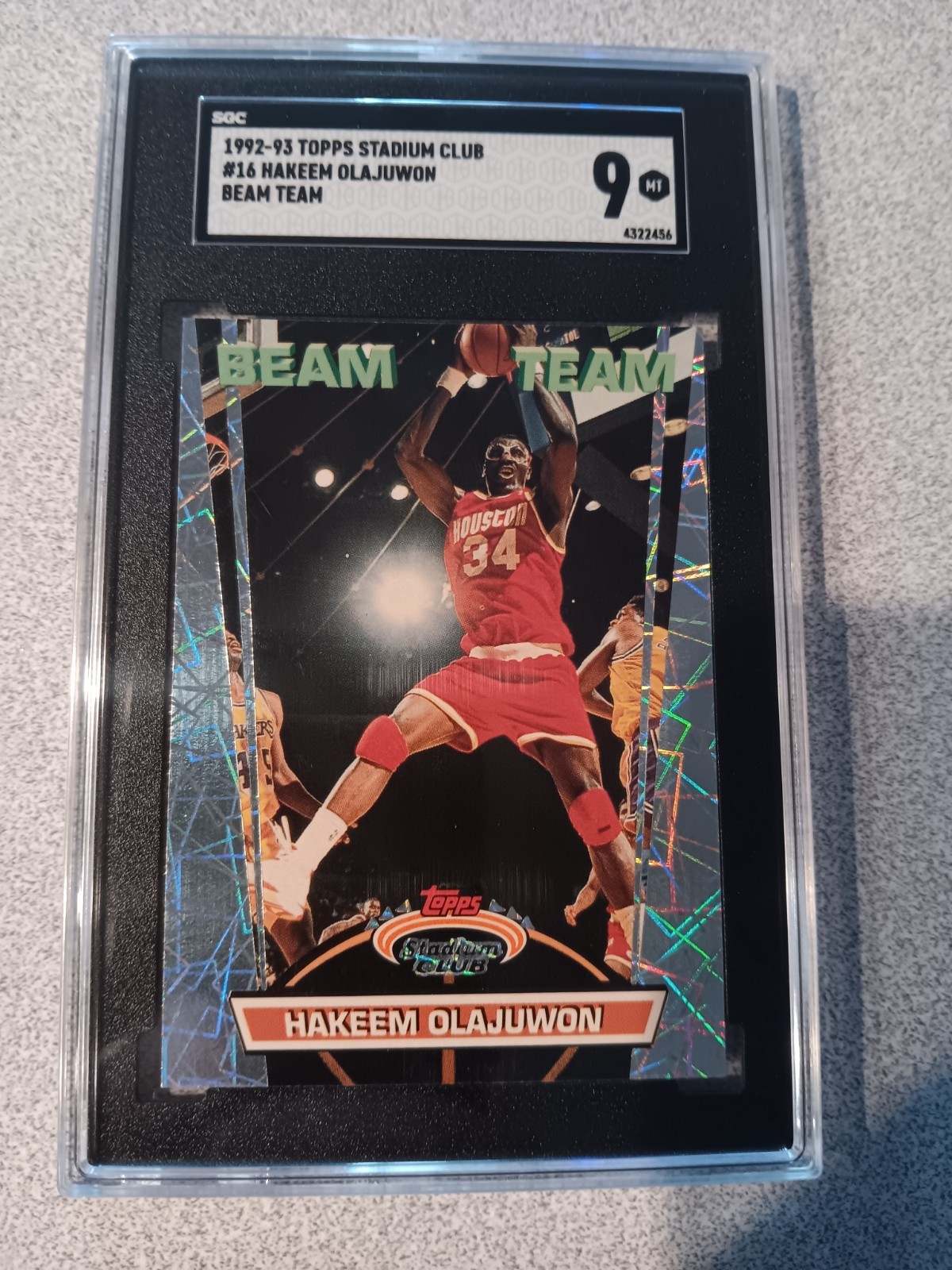 1992 Topps Stadium Club BEAM TEAM Hakeem Olajuwon SGC 9