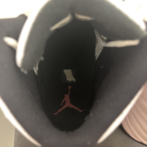 2013 Air Jordan 12 Taxi Men’s Size 7.5 White Black Gold Super Clean  - 第 7/9 張圖片
