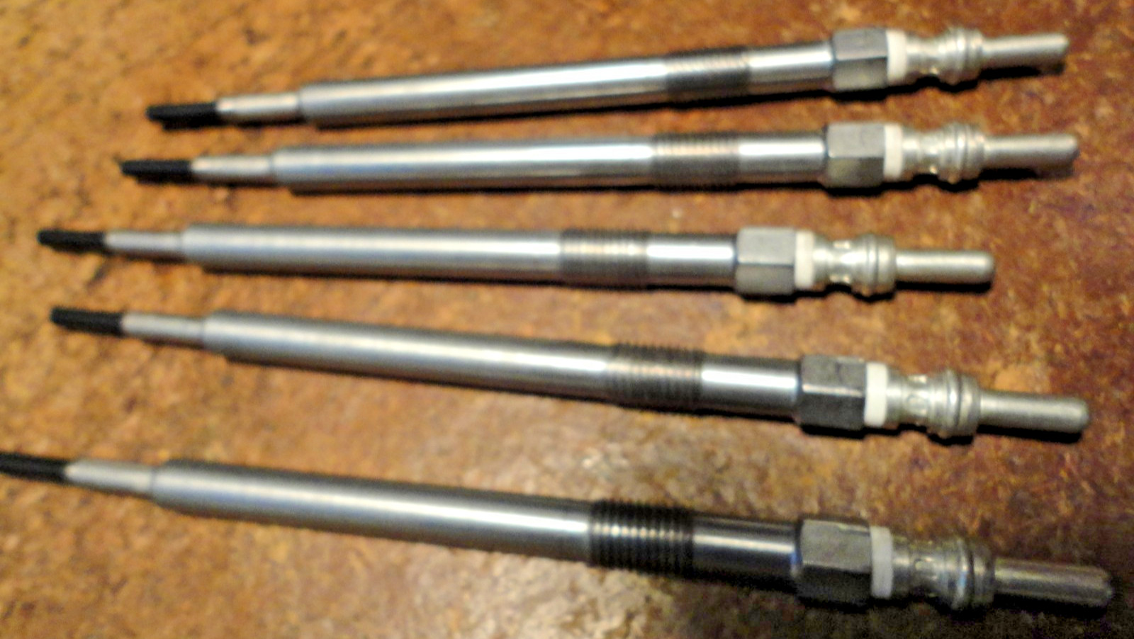 Bosch OEM 2014-2019 Dodge Jeep 3.0L EcoDiesel One GLow Plug 68460484AB OEM