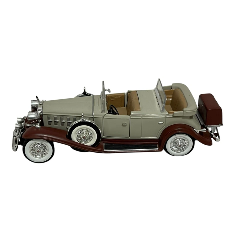 Vintage 1932 Cadillac Phaeton V16 1/32 Diecast Dual Cowl Convertible Anson - Image 2 of 4
