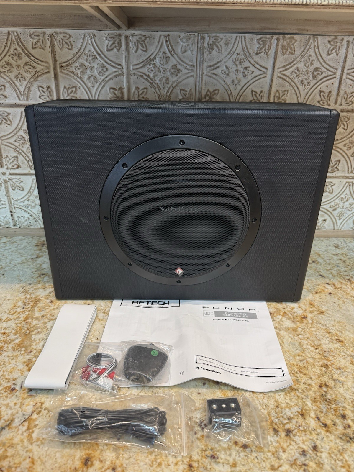 Rockford Fosgate Punch P300-12T 300W Powered 12 in. Subwoofer Truck Enclosure