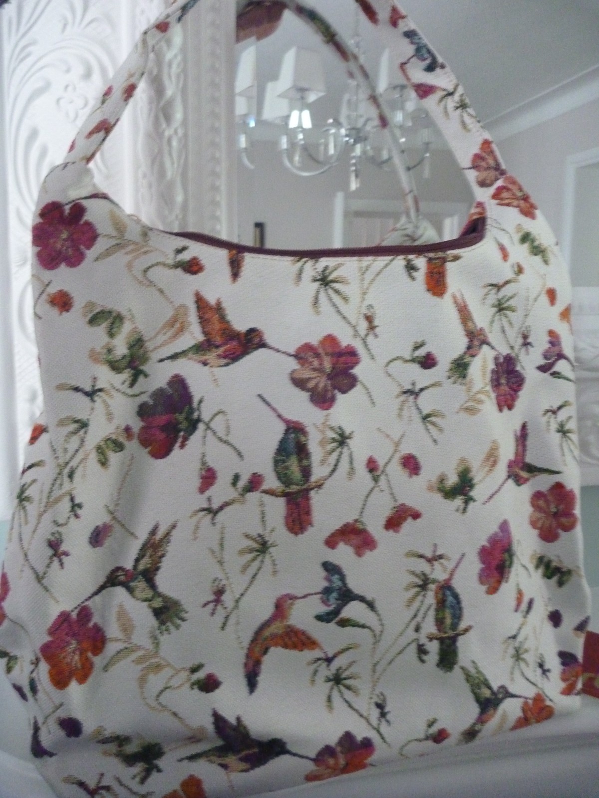 Signare Hummingbird Flower Cream Tapestry Hobo Slouch Shoulder Under Arm Bag