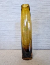 Studio Art Tall Stretch Vase 11.5" Gold Ombre Iridescent Glass MCM Vntg Lovely 