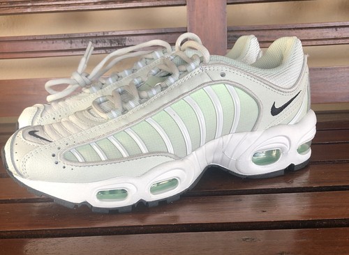 air max tailwind green