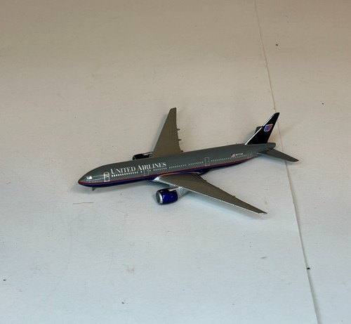 Vintage United Airlines Boeing 777 Diecast Toy--Schabak Brand