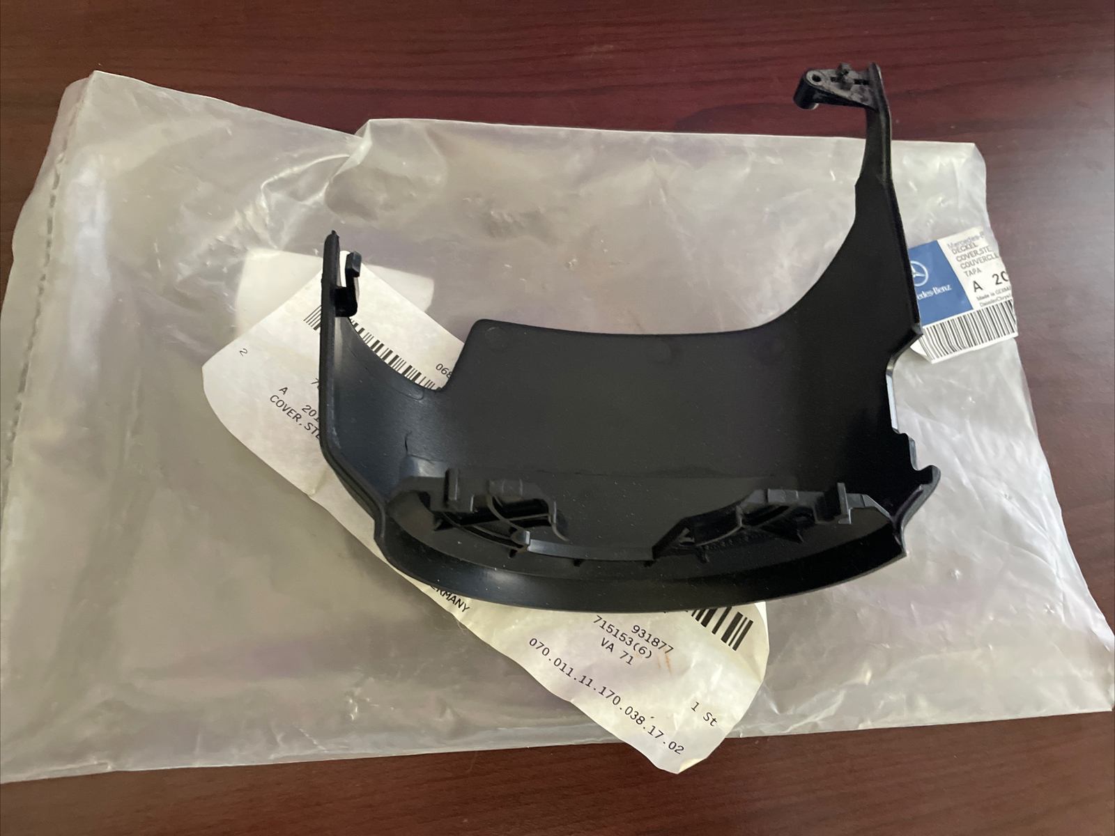 New Genuine OEM Mercedes-Benz Steering Shaft Cover 201 462 03 23  