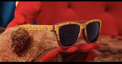 Goodr No Slip No Bounce Running Sunglasses GIVE  EM THE BIRD Turkey Jog TrailRun