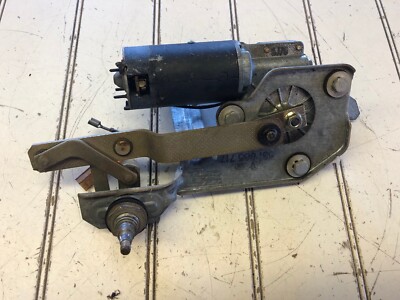 VW SCIROCCO MK1 78 79 80 81 REAR WIPER MOTOR / LINKAGE OEM VOLKSWAGEN