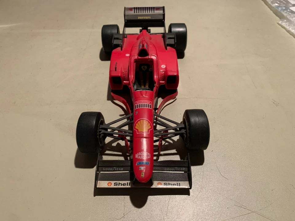 Ferrari F310 1996 Shumacher Collezione Maisto Shell Originale 1/20 - Immagine 3 di 4