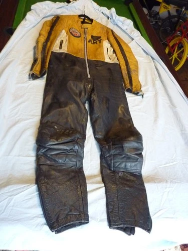 VINTAGE KETT LEATHER MOTORCYCLE SUIT, CLASSIC RACING BIKE LEATHERS GREAT PATINA