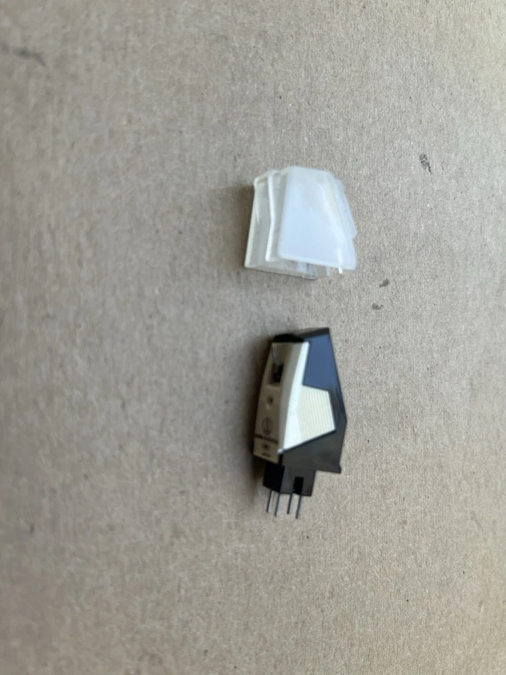 AUDIO TECHNICA AT112E/U CARTRIDGE NEEDLE FOR TURNTABLE PLAYER NEW With Case! - Image 3 of 4