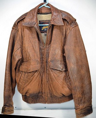 Leather Jacket Large Destressed Look W/Zipout Liner by Wilsons Adventure Bound