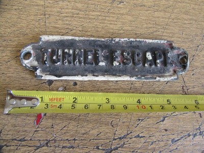 VINTAGE ANTIKES SCHILD PLAKETTE MESSINGGUSS TUNNELFLUCHT